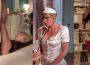 Marcuzzi, continua lo show hot a Così fan tutte: infermiera sexy, perizoma e… – Foto