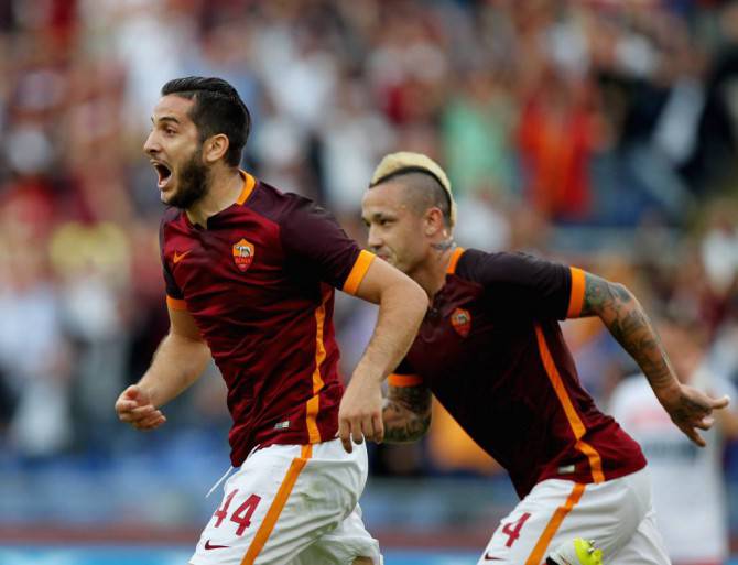 Manolas