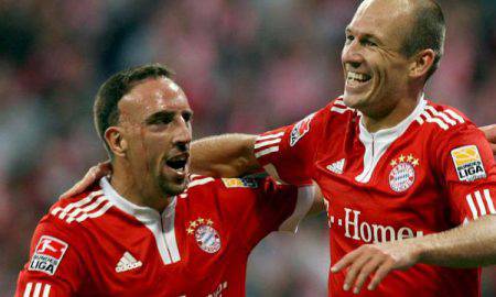nuovo-archivio-foto-ribery-robben-bayern-monaco-sorridono-750x450