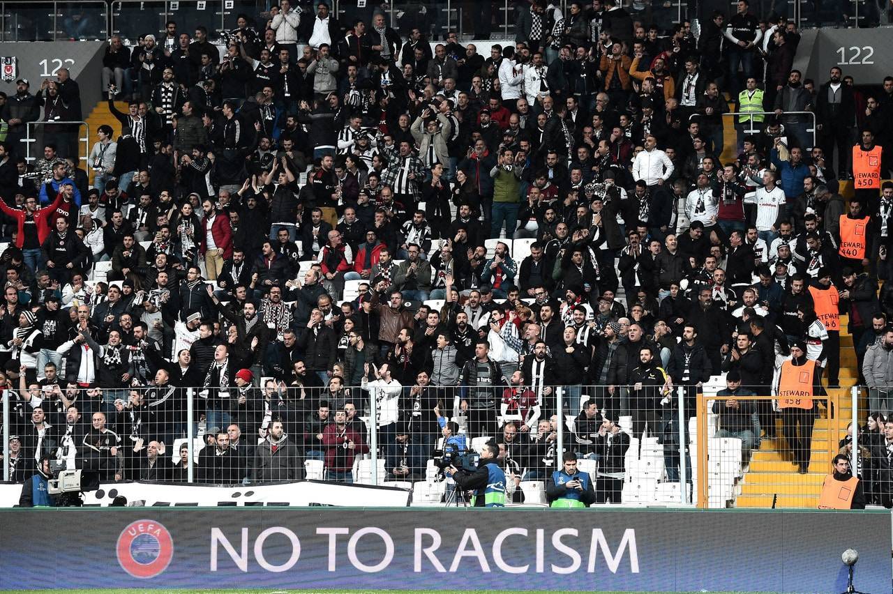 UEFA razzismo