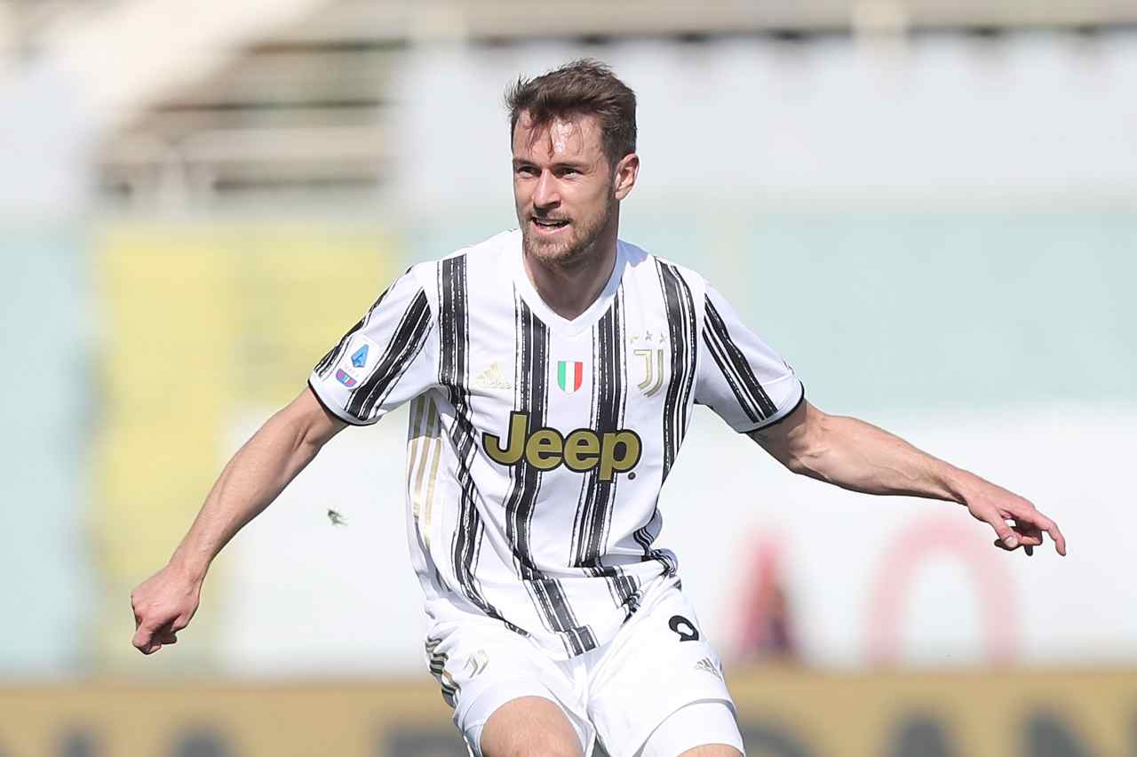 Calciomercato Juventus, addio a Ramsey nello scambio | Doppia pista