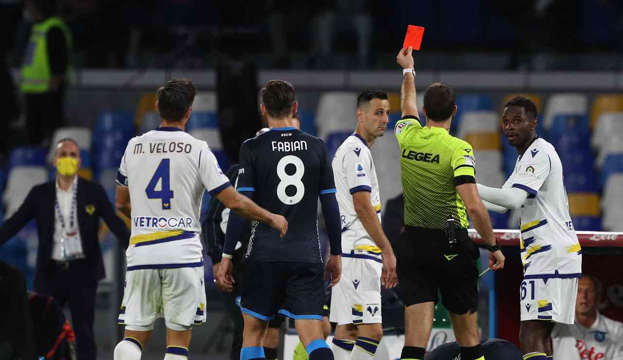 Nikola Kalinic espulso in Napoli-Verona
