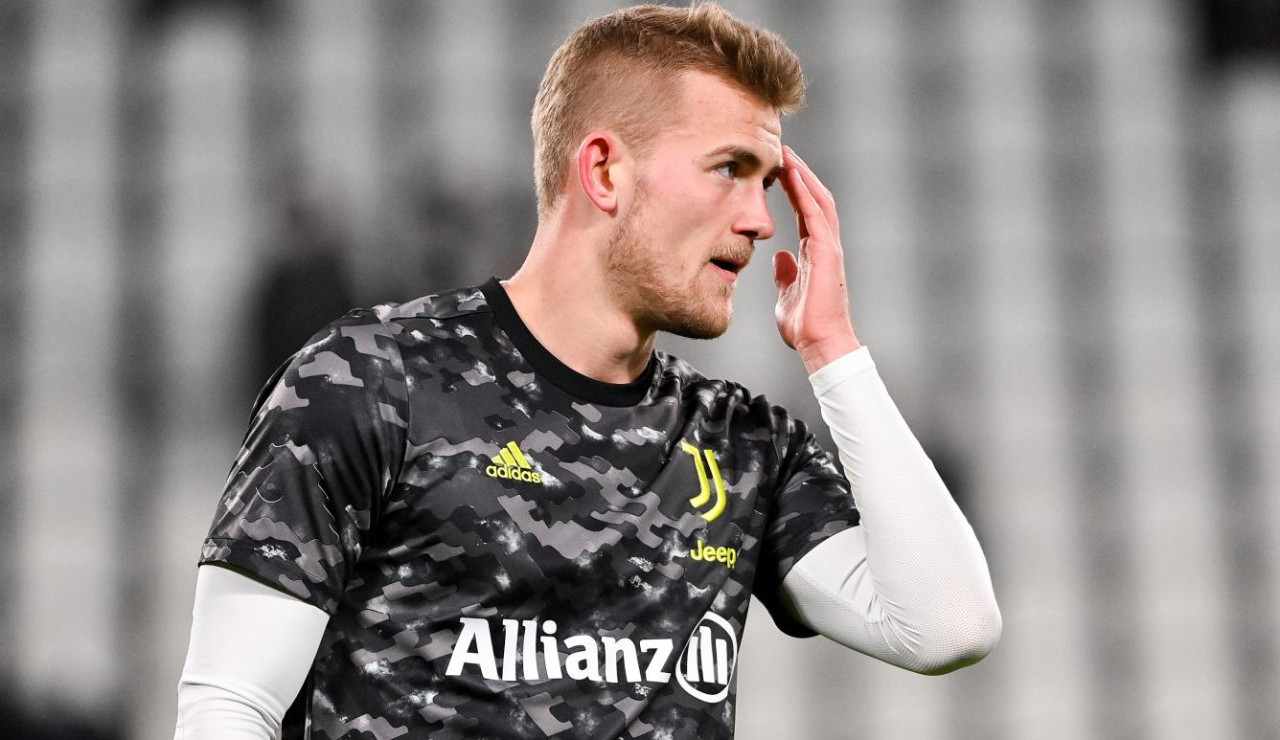 Matthijs de Ligt pensieroso