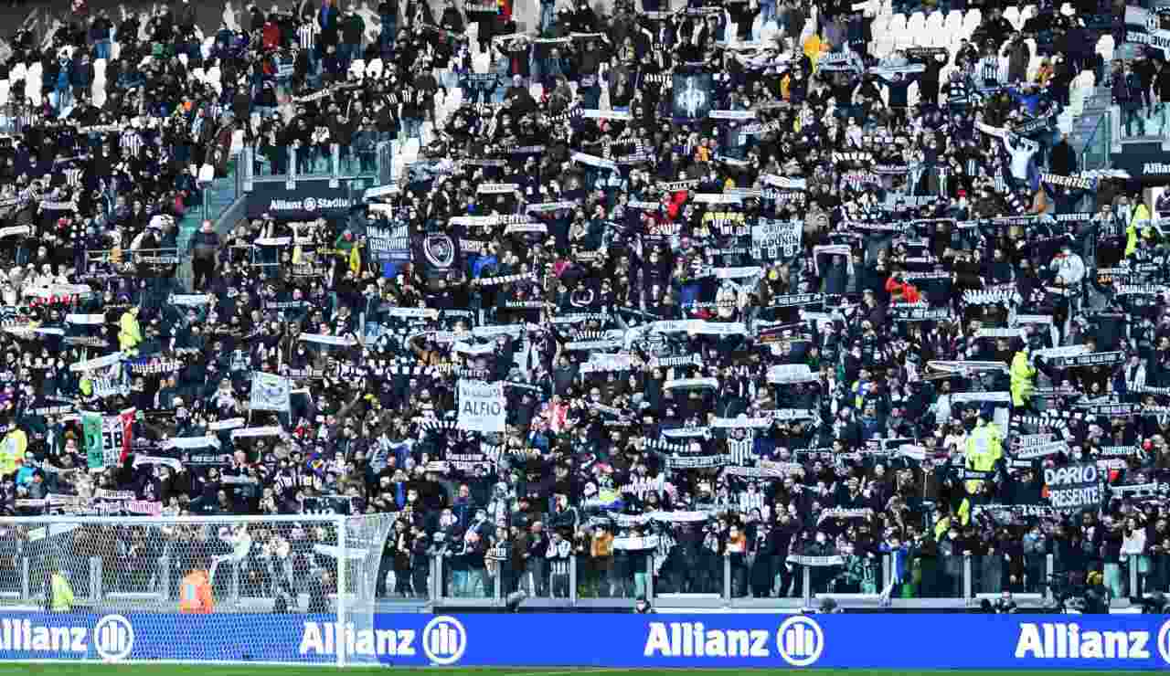 Tifosi Juventus all'Allianz Stadium