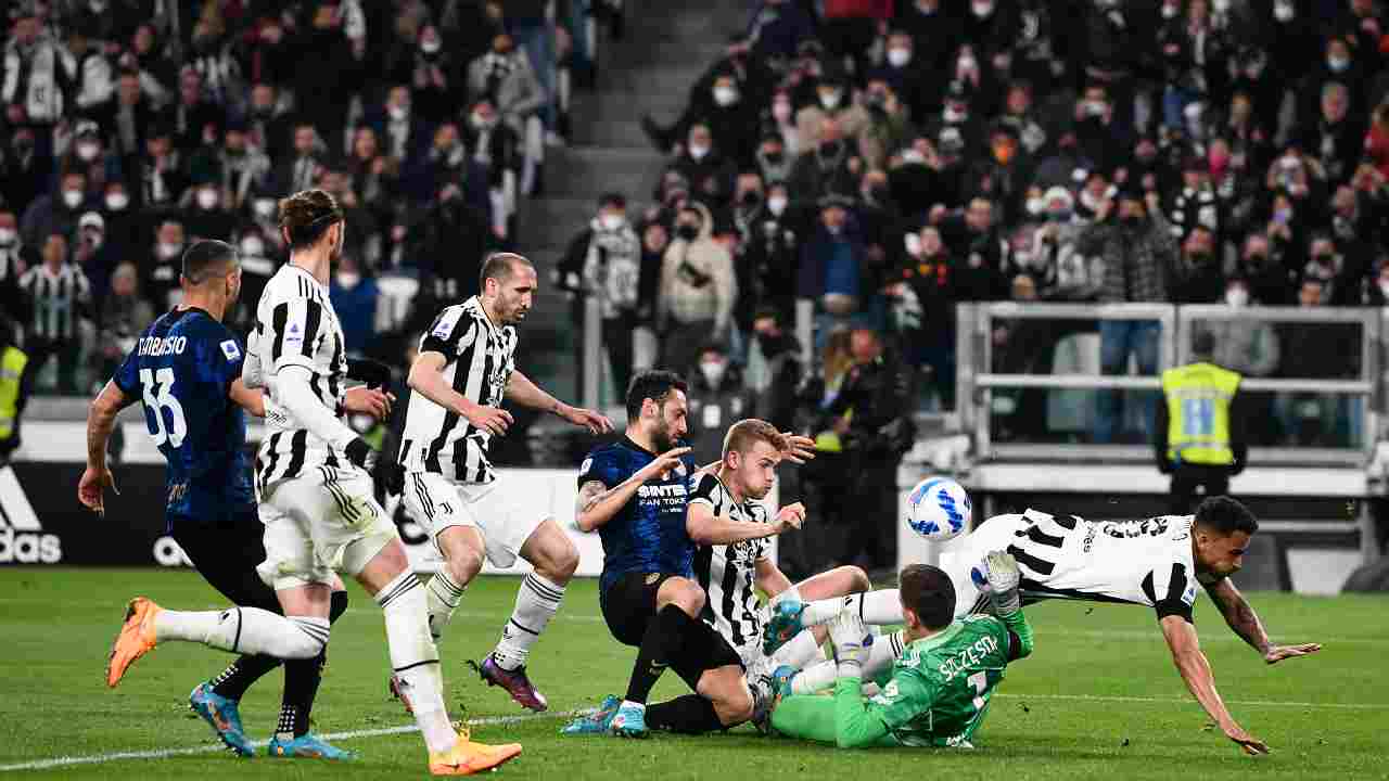Juventus Inter Irrati Mazzoleni rigore