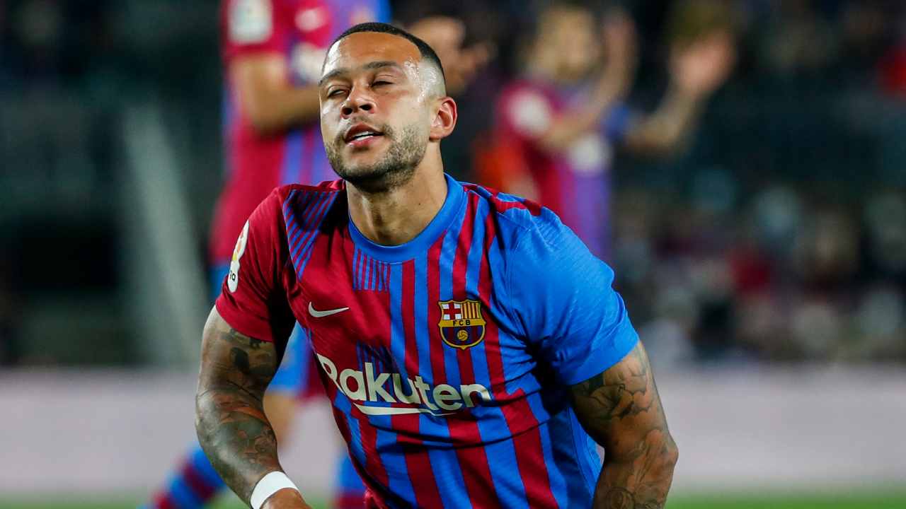 Lewandowski Barcellona Depay Milan Juventus Inter