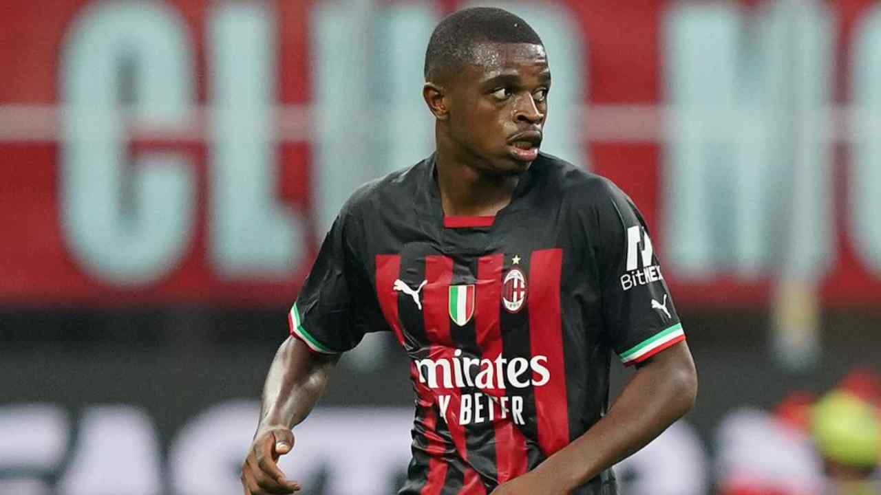 Calciomercato Milan, Kalulu ha fatto breccia: lo United ha bisogno di difensori