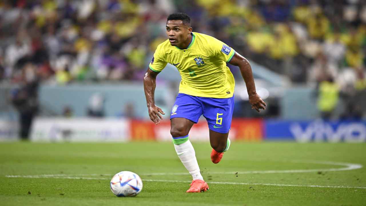 Juventus, addio Alex Sandro