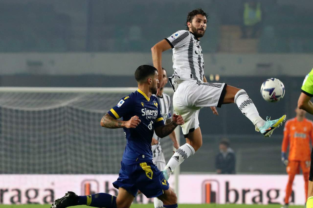Juventus, Locatelli in bilico: blitz da 35 milioni