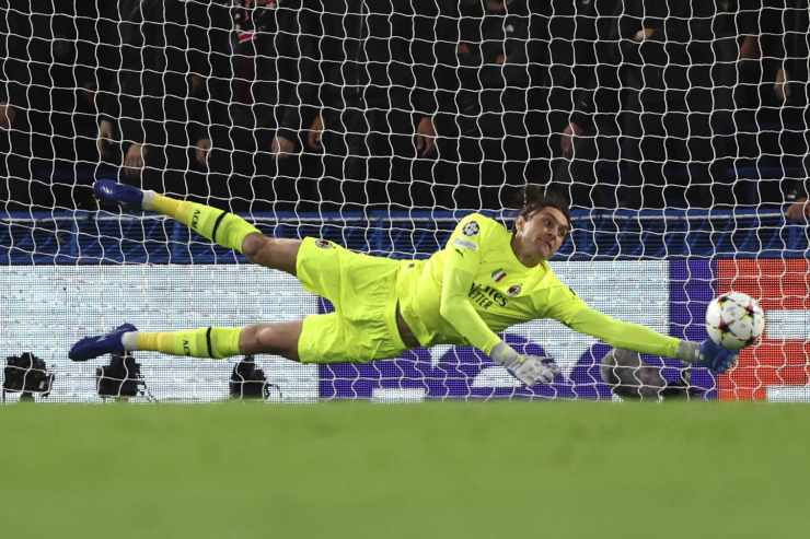 Ciprian Tatarusanu in azione