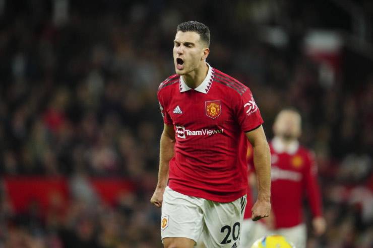 Dalot per Rabiot, scambio Juve