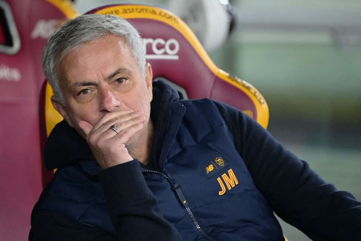 Mourinho critica Roma Candela