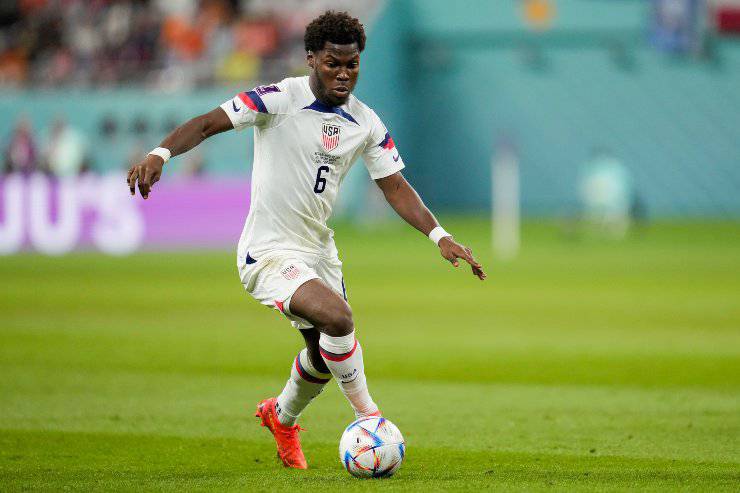 Il ciclone Premier stende subito l'Inter: 25 milioni e firma