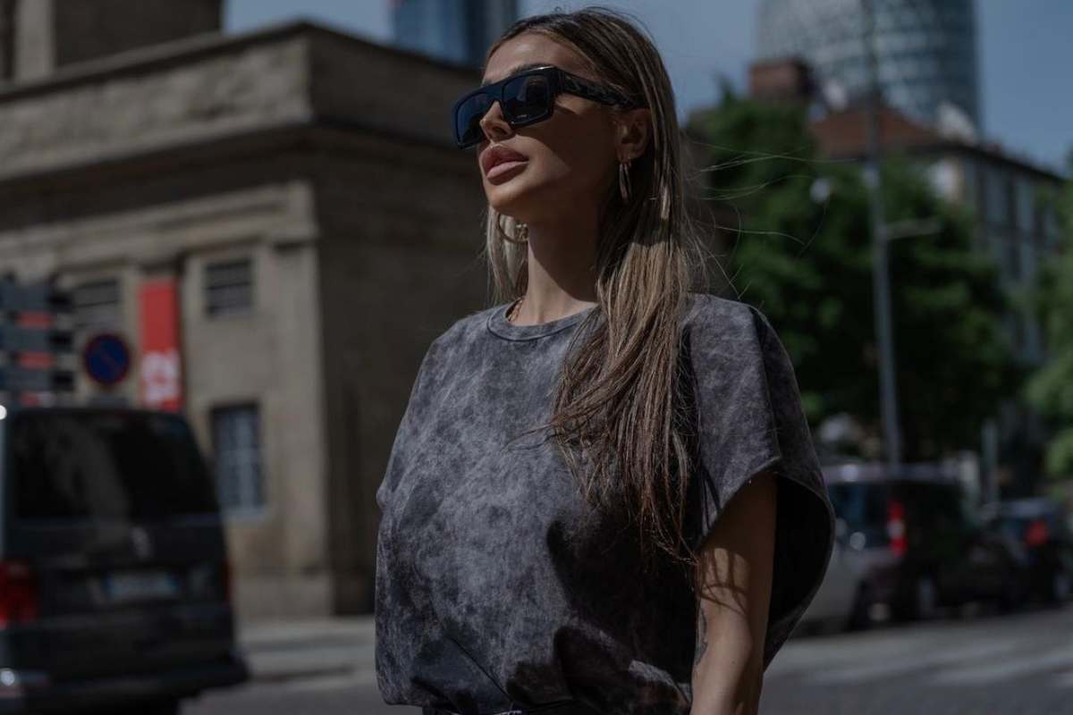 Cristina Buccino scollata