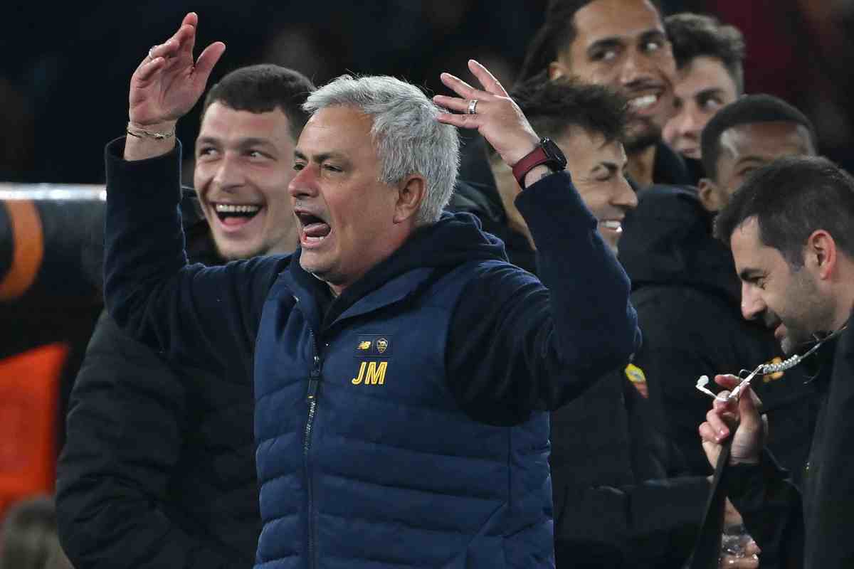 Mourinho attacca Cassano