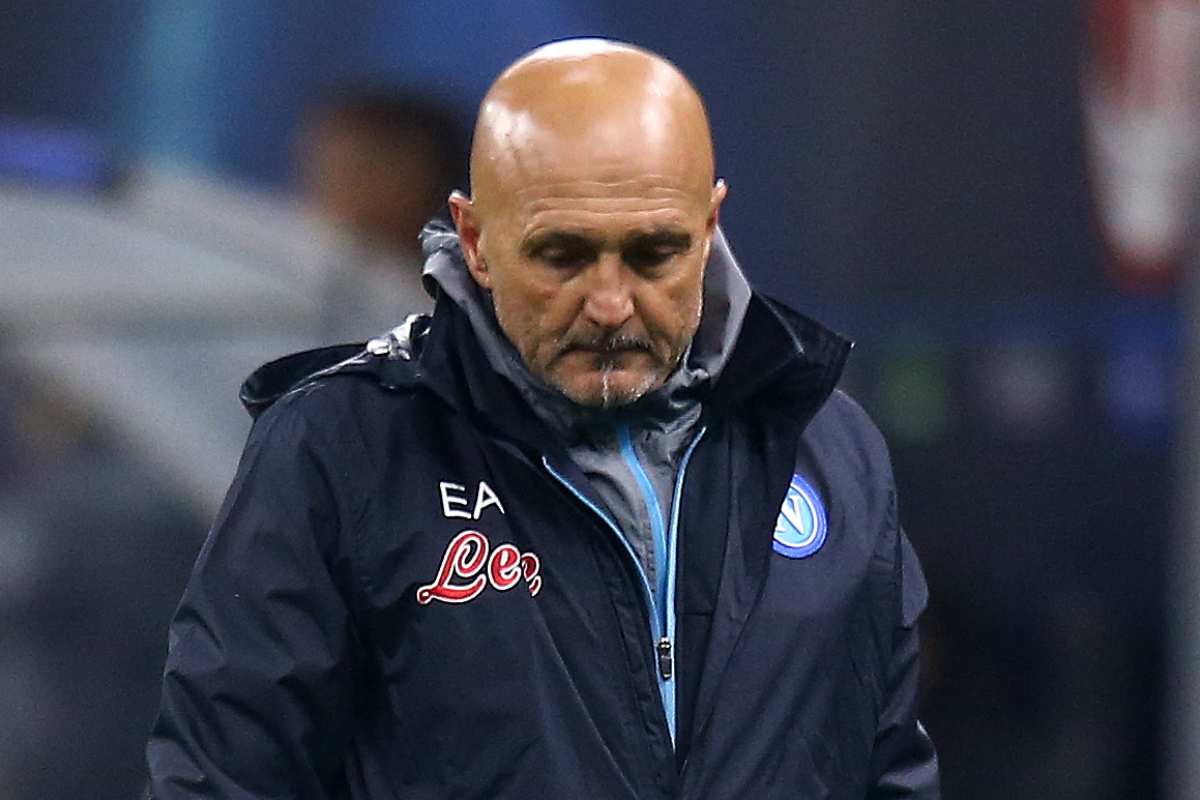 Calciomercato Napoli addio big 30 milioni euro Zielinski Newcastle