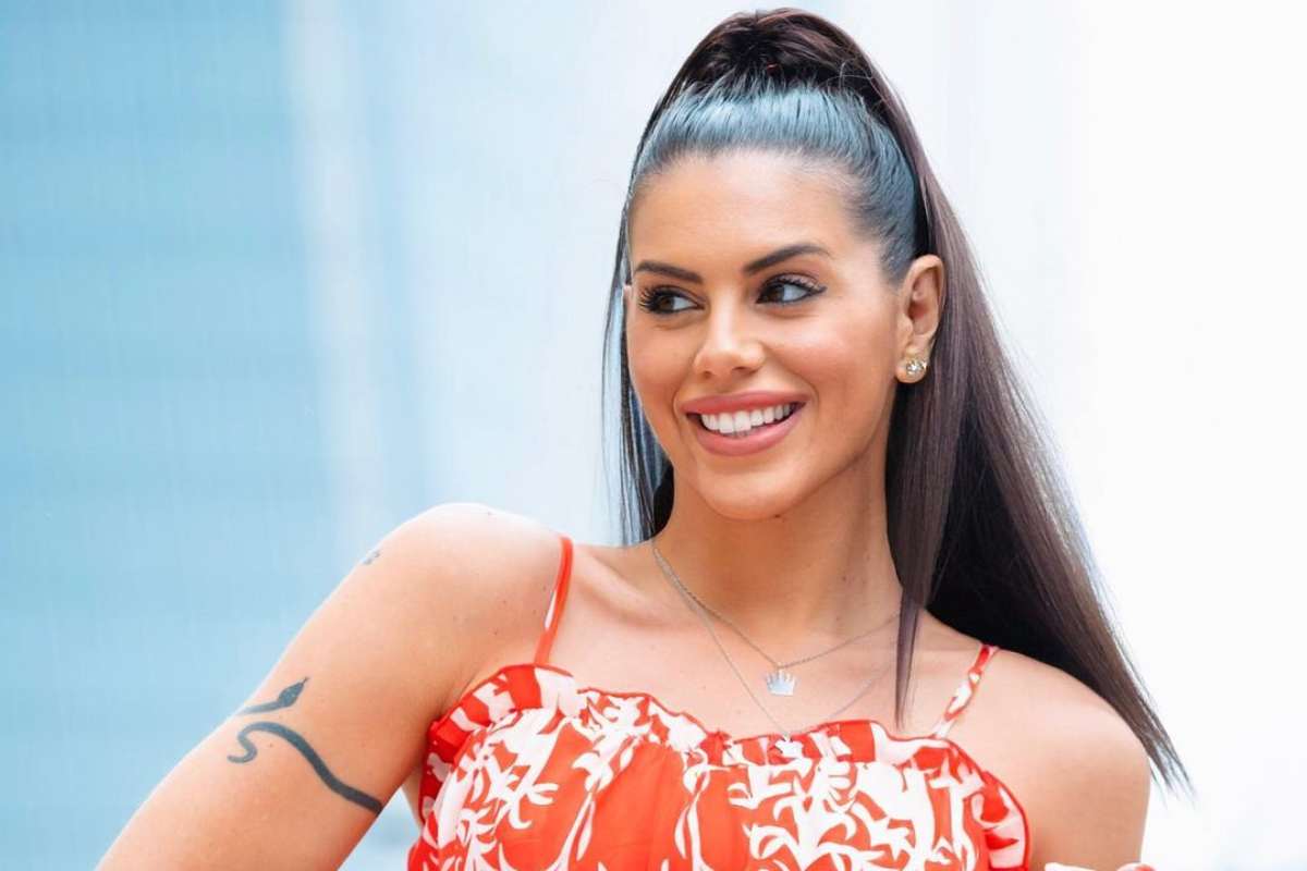 Antonella Fiordelisi: foto hot e incanta tutta Milano