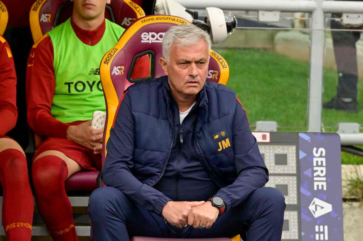 Mourinho via da Roma
