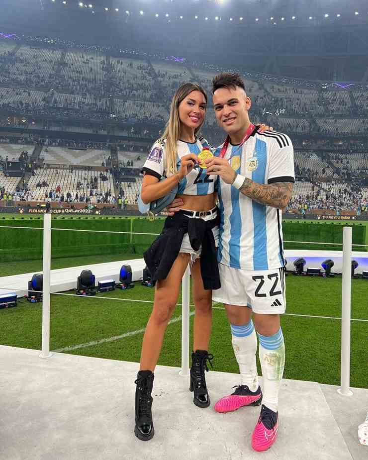 Lautaro Martinez e Agustina Gandolfo sposi