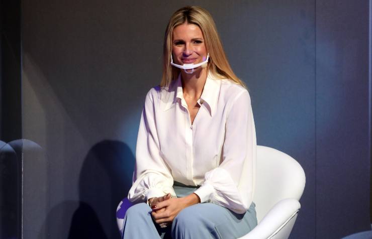 Michelle Hunziker supporta un'amica: parole al miele per lei