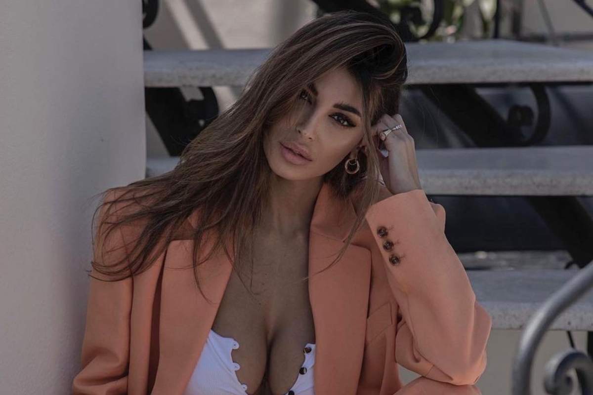 Cristina Buccino da urlo: la foto fa girare la testa