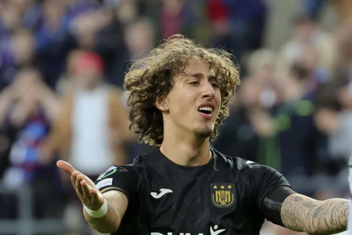 Milan regalo per Pioli