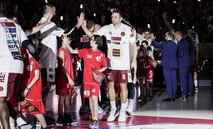 Michael Bramos si ritira