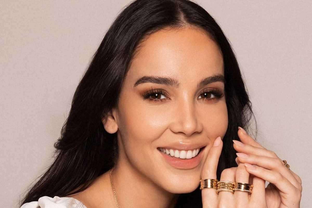 Paola Di Benedetto abito trasparente