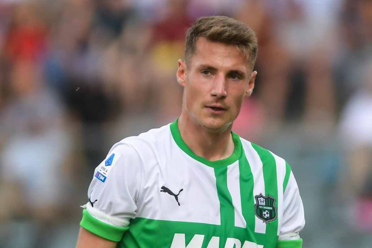 Pinamonti dal Sassuolo alla Lazio