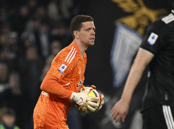 Szczesny via dalla Juventus