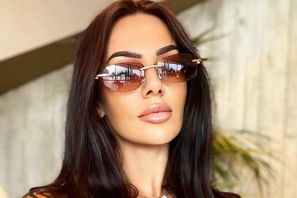 Erjona Suljemani: in costume è esagerata