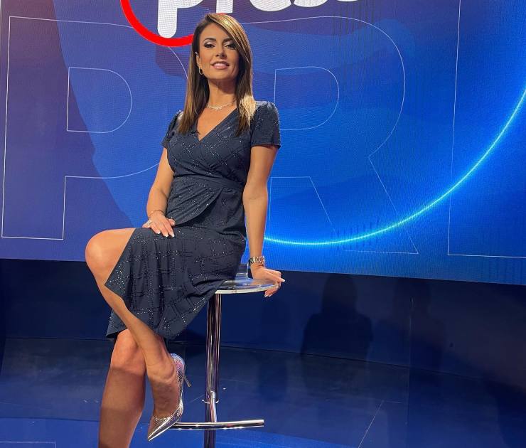 Bertini sfila in bianco