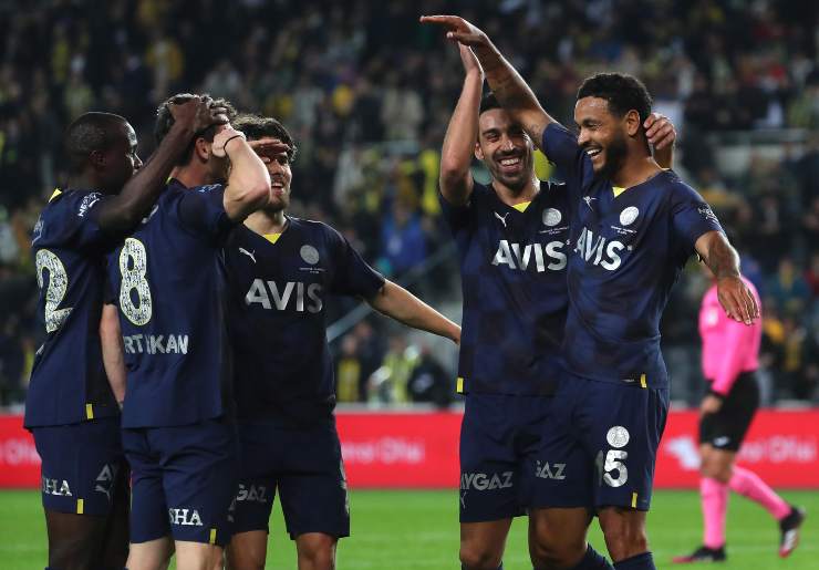 Fenerbahçe vicinissimo a Cuadrado