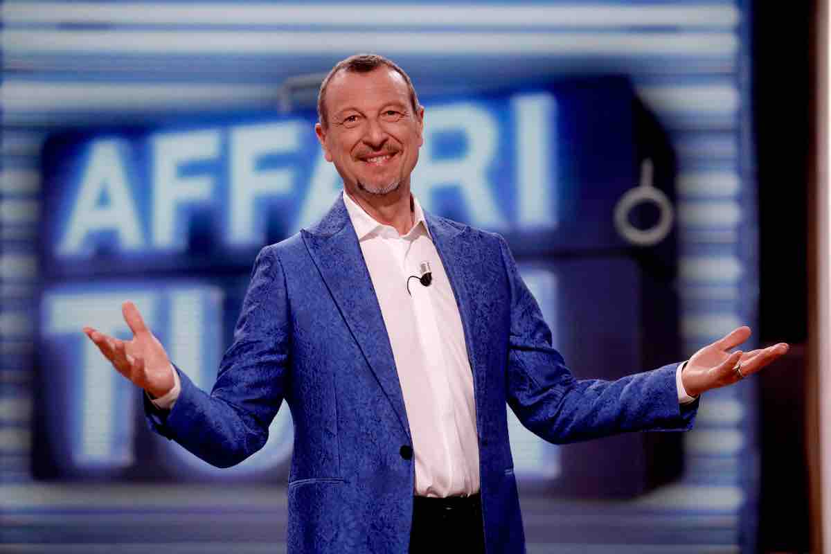 Amadeus irato sui social: il motivo