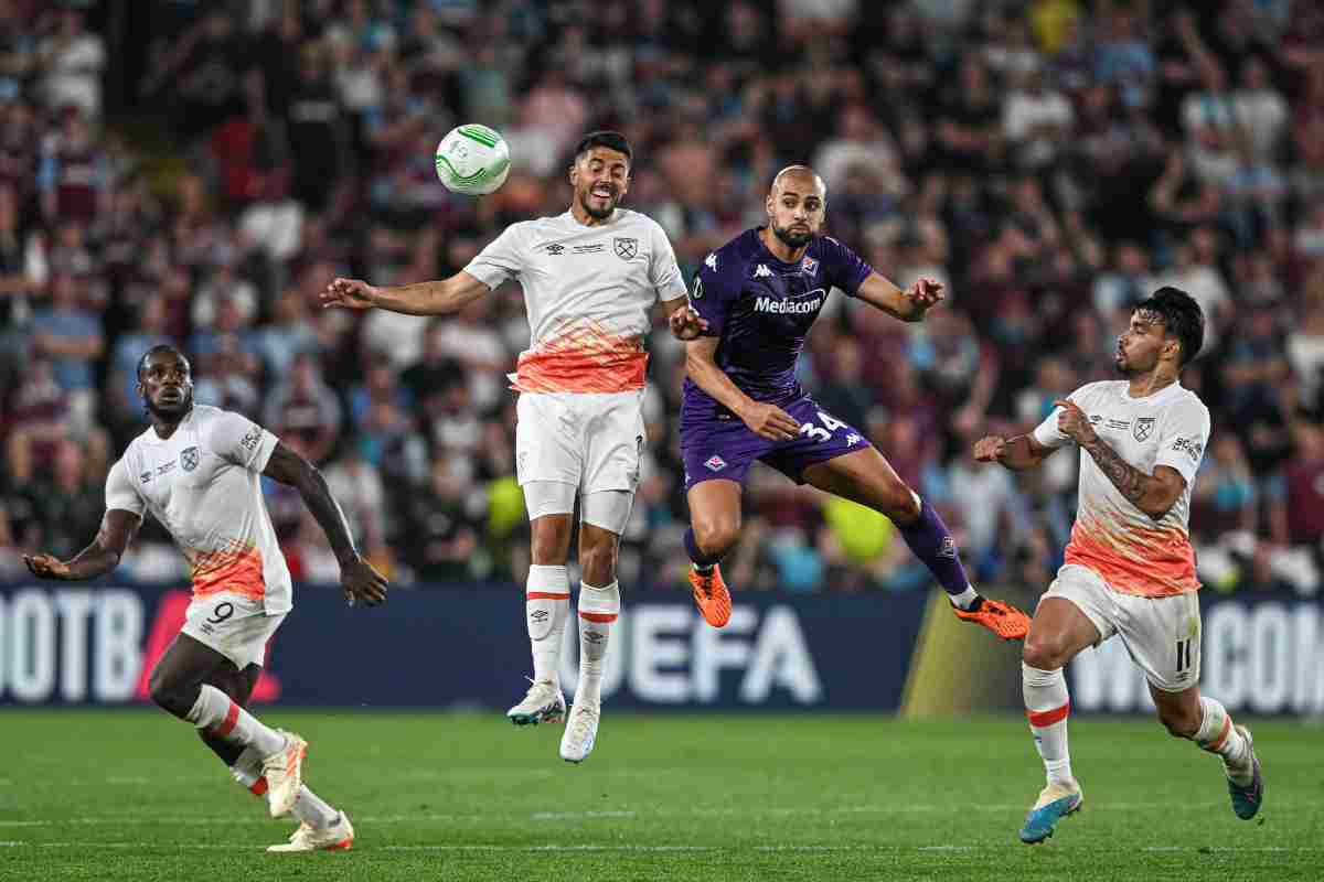 Fiorentina Amrabat addio Manchester United