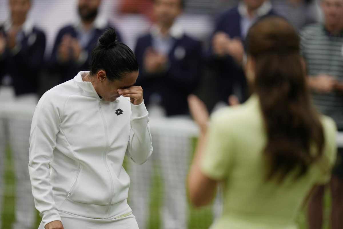 Ons Jabeur lacrime Wimbledon