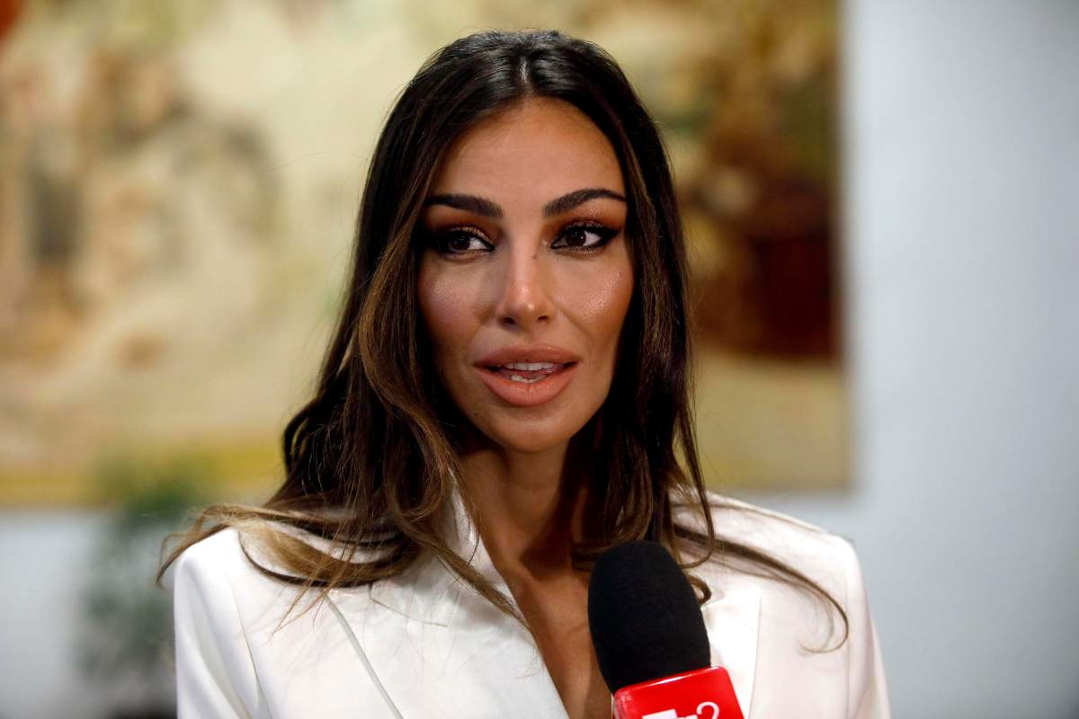 La bella Madalina Ghenea stupisce ancora