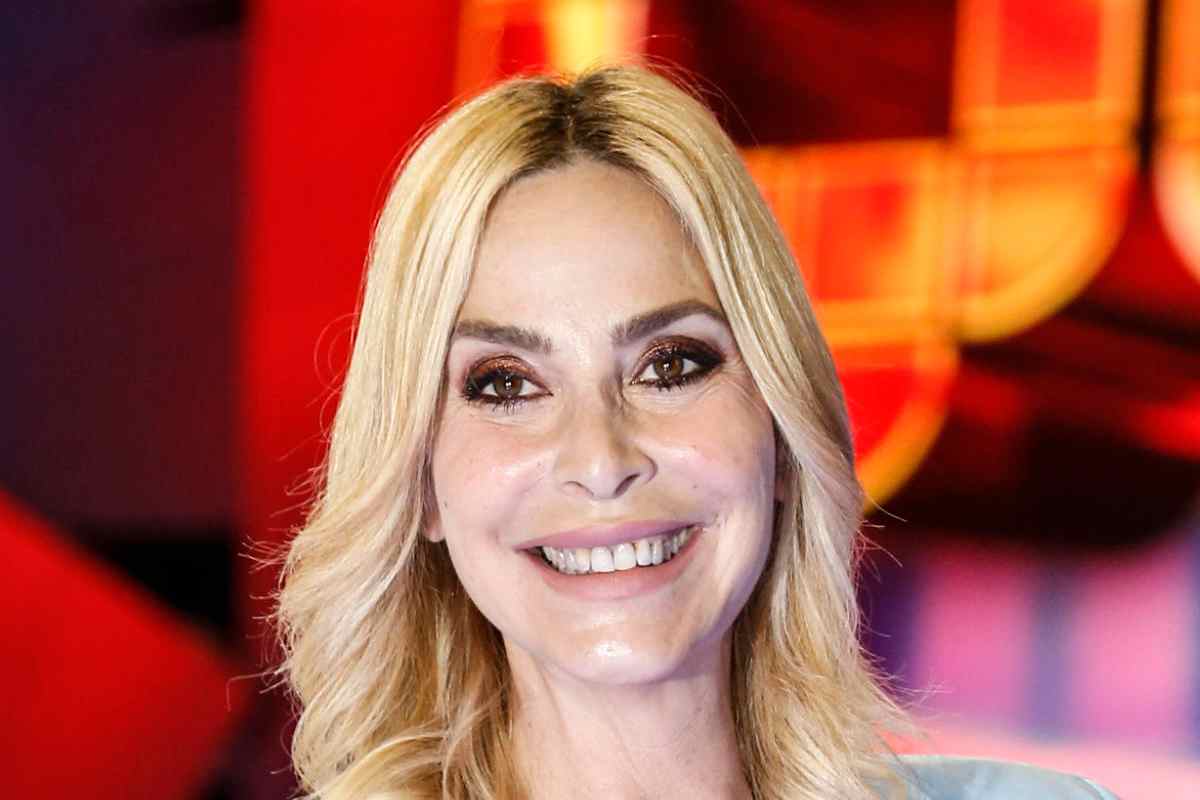 Stefania Orlando in costume