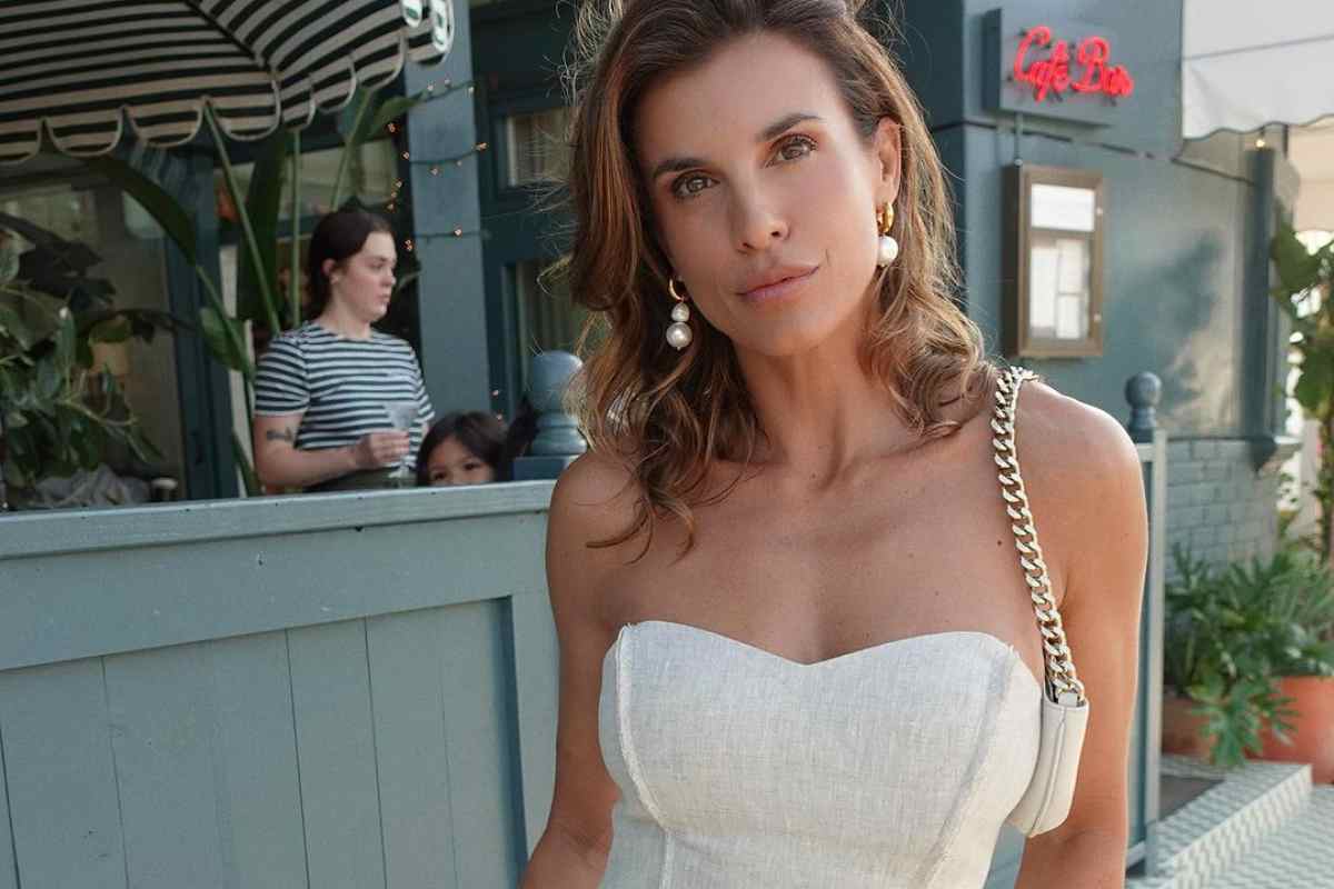 Canalis look mozzafiato