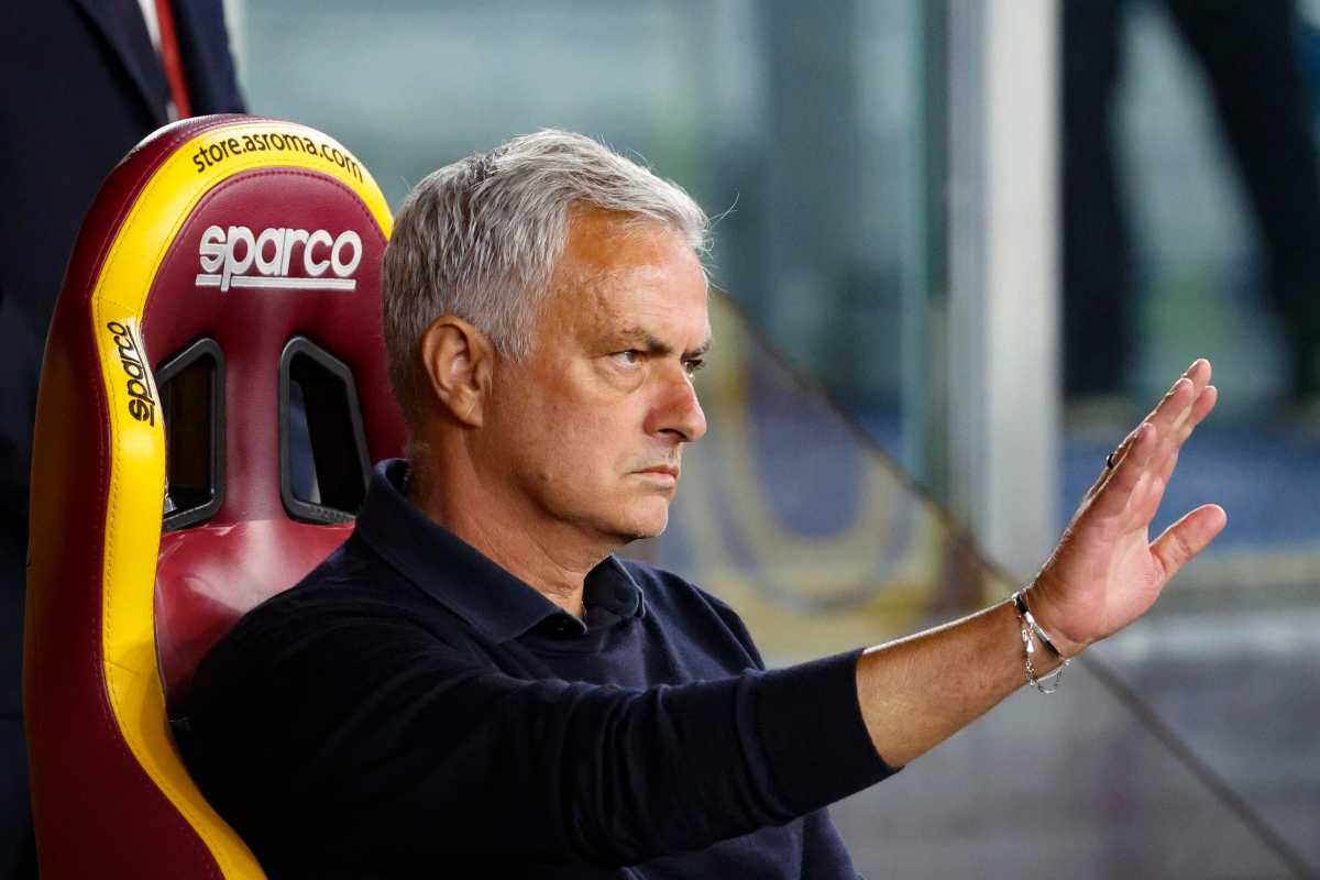 Caos totale alla Roma, Mourinho vicino all'esonero?