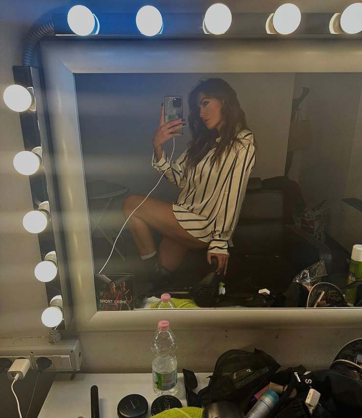 Jolanda De Rienzo, selfie incandescente 