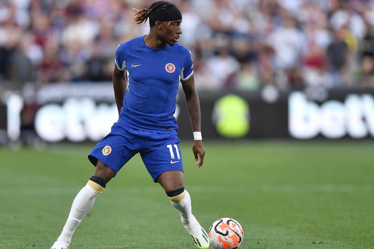 Noni Madueke non andrà al Milan, il Chelsea lo blinda