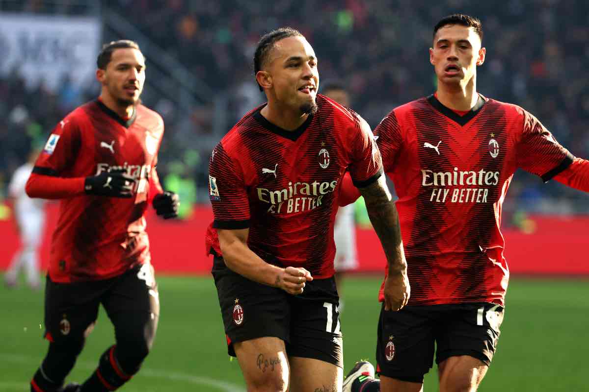 Esultanza di Okafor e compagni per la vittoria contro il Monza