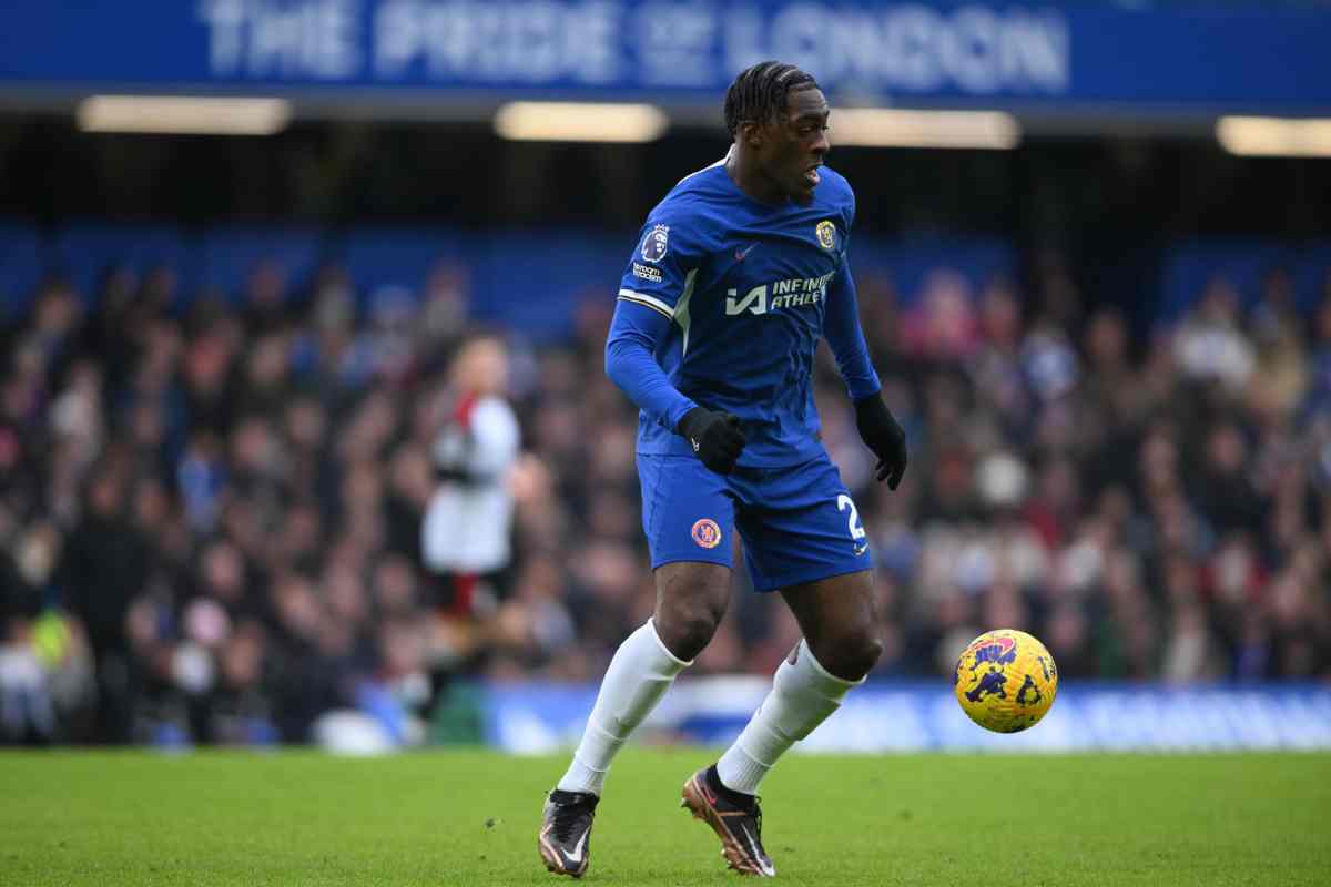 Axel Disasi con la maglia del Chelsea 