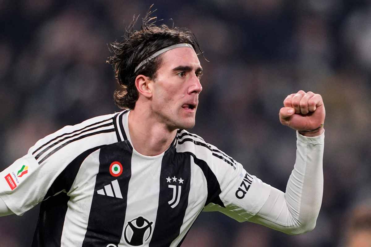 Dusan Vlahovic esulta