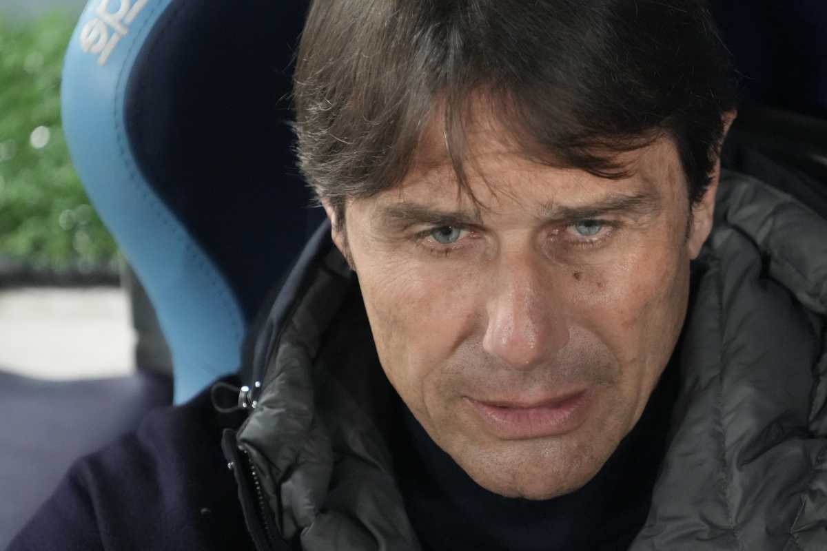 Conte sulla panchina del Napoli