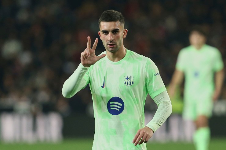 Ferran Torres esulta dopo il gol con la maglia del Barcellona