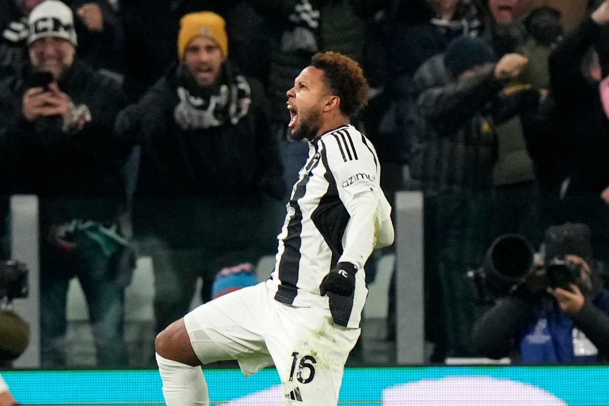 Weston McKennie esulta dopo il gol