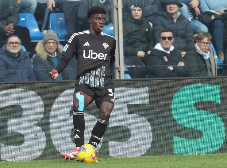 L'attaccante del Como Assane Diao