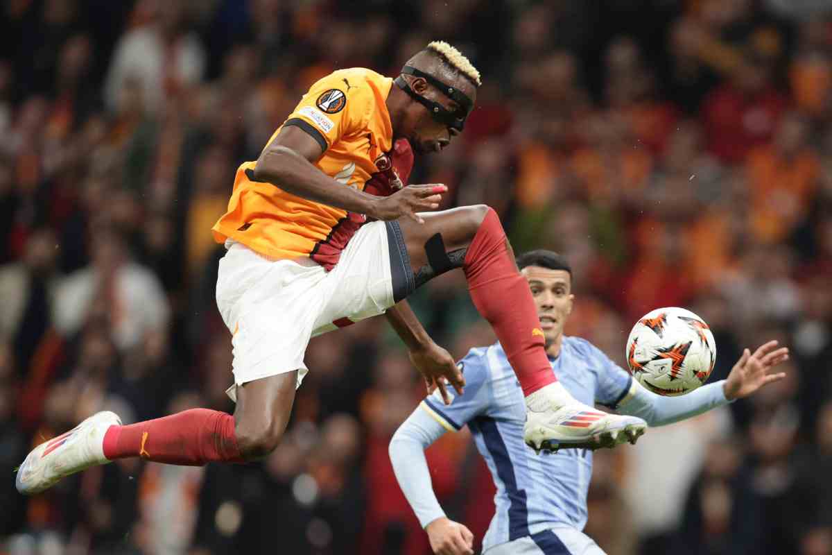 Osimhen in azione con il Galatasaray